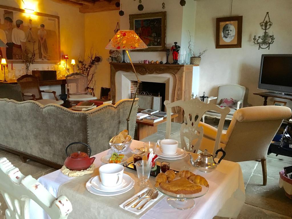 Les Volets Bleus Bed and Breakfast Arcangues Buitenkant foto