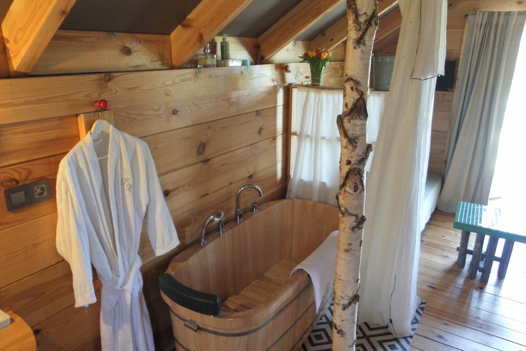 Les Volets Bleus Bed and Breakfast Arcangues Buitenkant foto