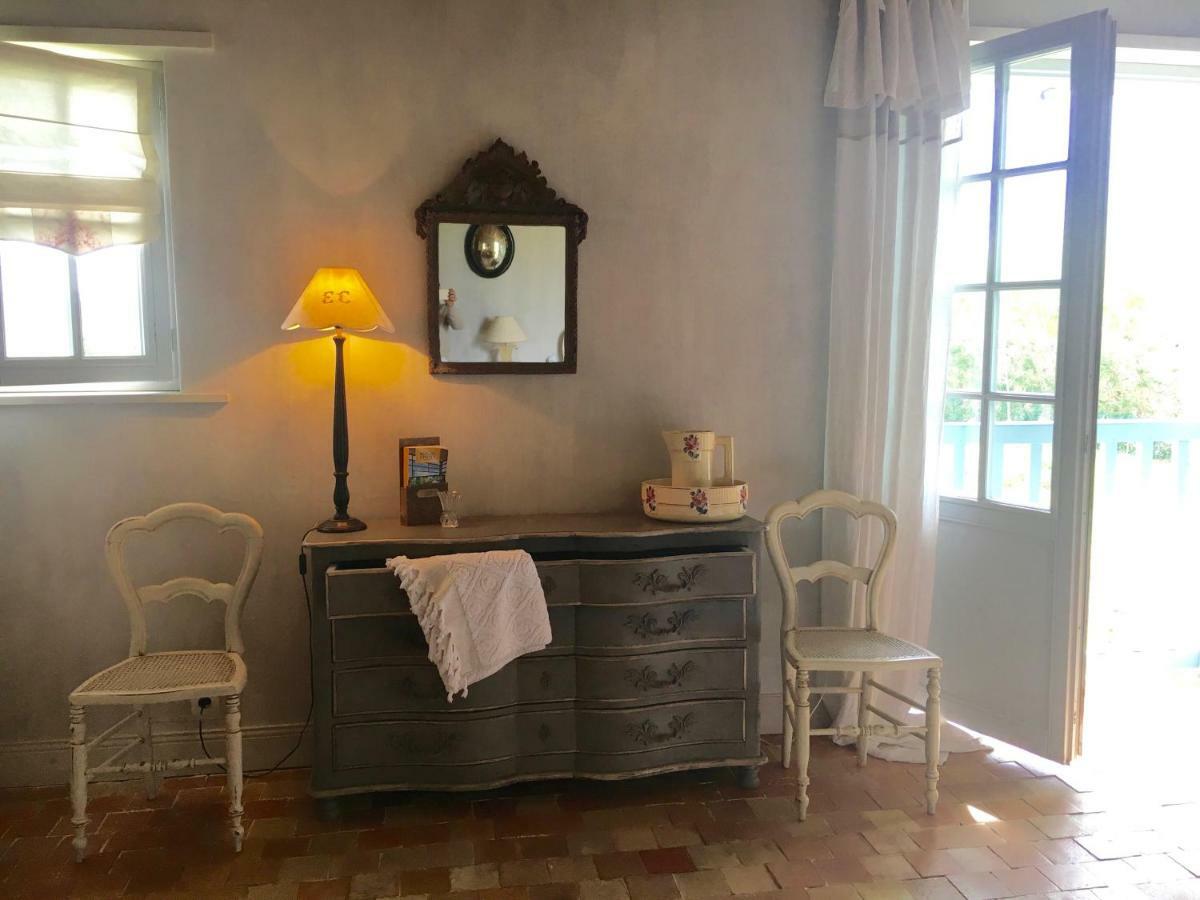 Les Volets Bleus Bed and Breakfast Arcangues Buitenkant foto